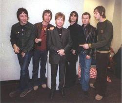 Recent Noel Gallagher photos