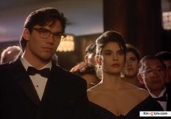 Lois & Clark: The New Adventures of Superman picture
