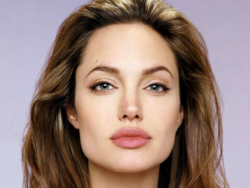 Angelina Jolie wallpaper №794.