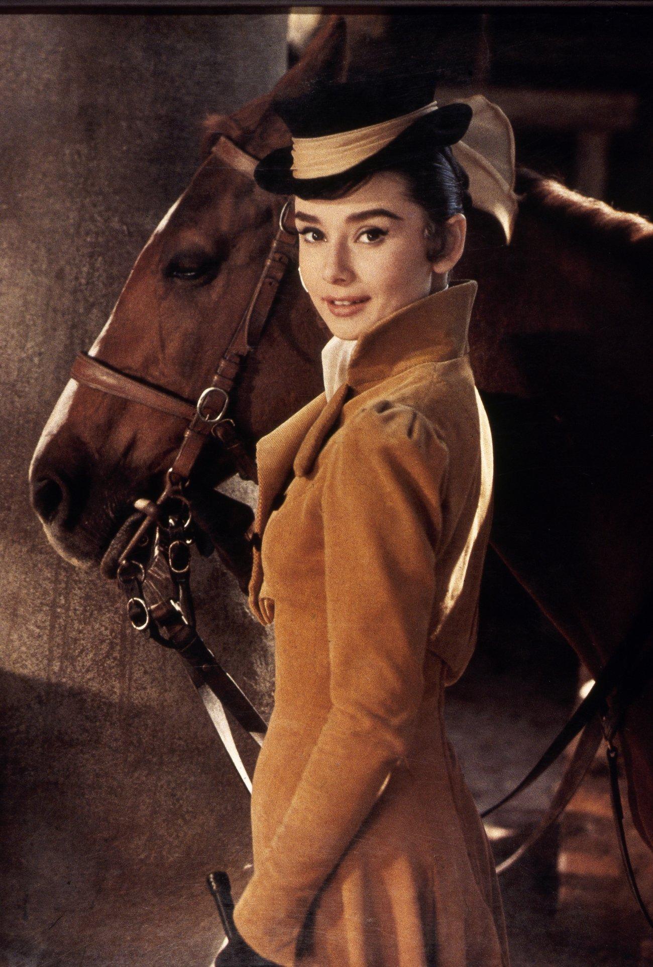 Audrey Hepburn wallpaper №11057.
