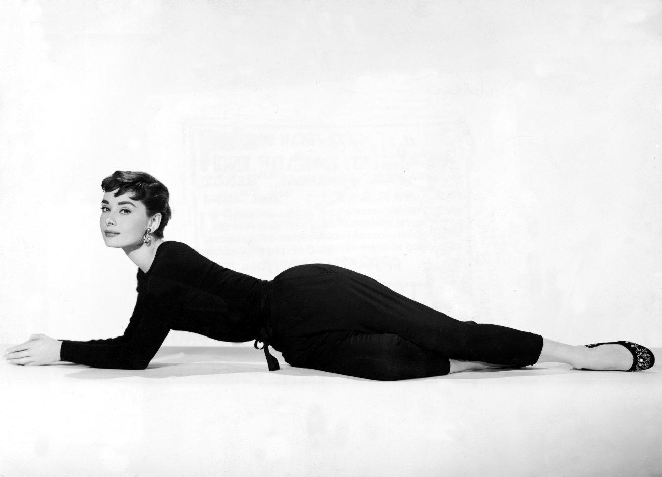 Audrey Hepburn wallpaper №10973.