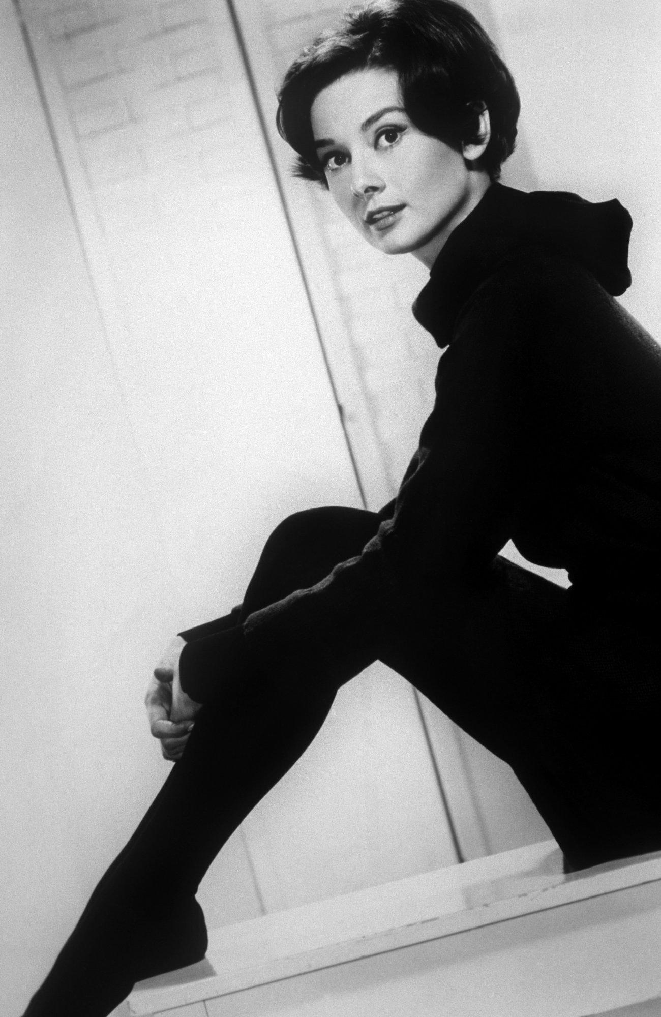 Audrey Hepburn wallpaper №11045.