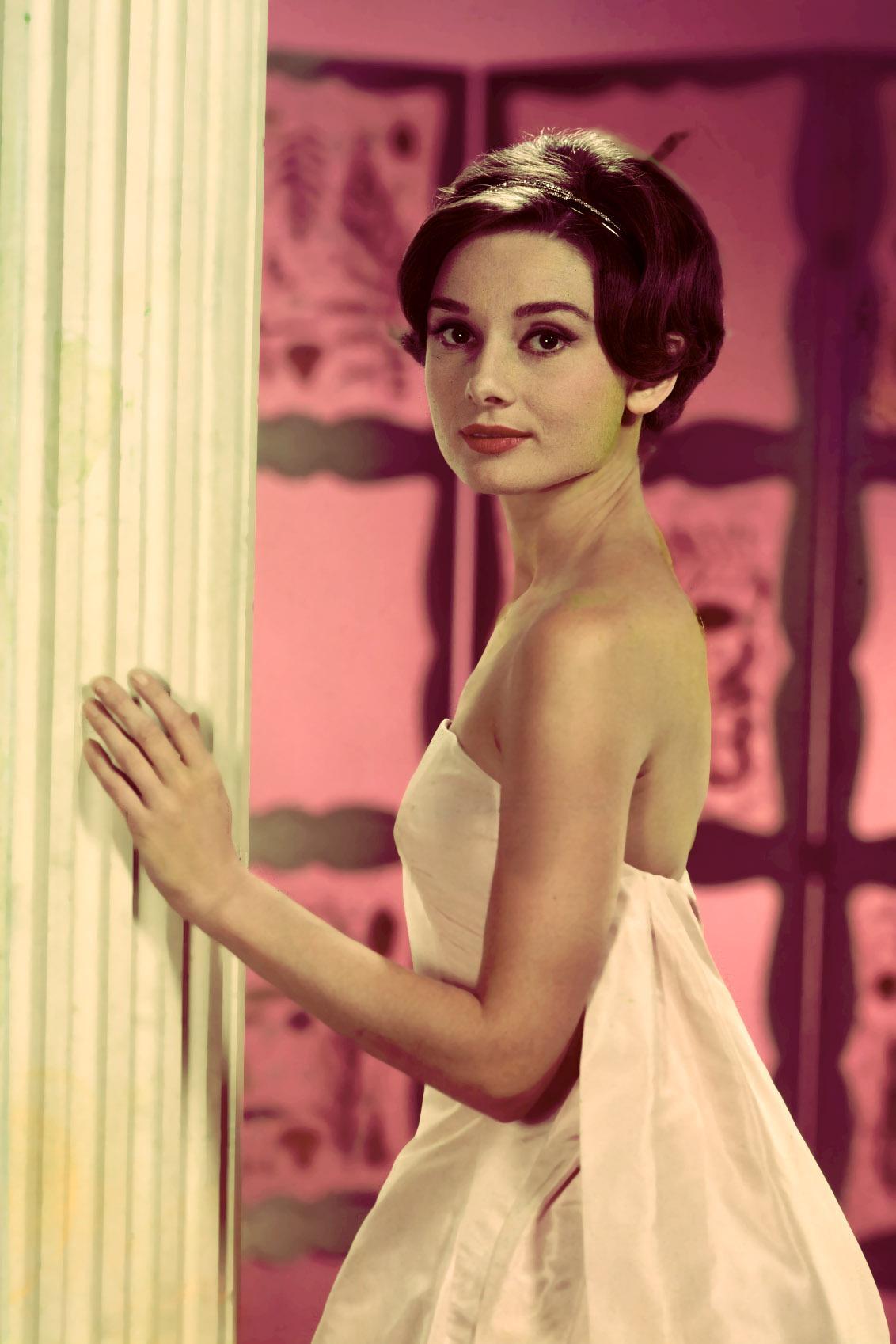 Audrey Hepburn wallpaper №11051.