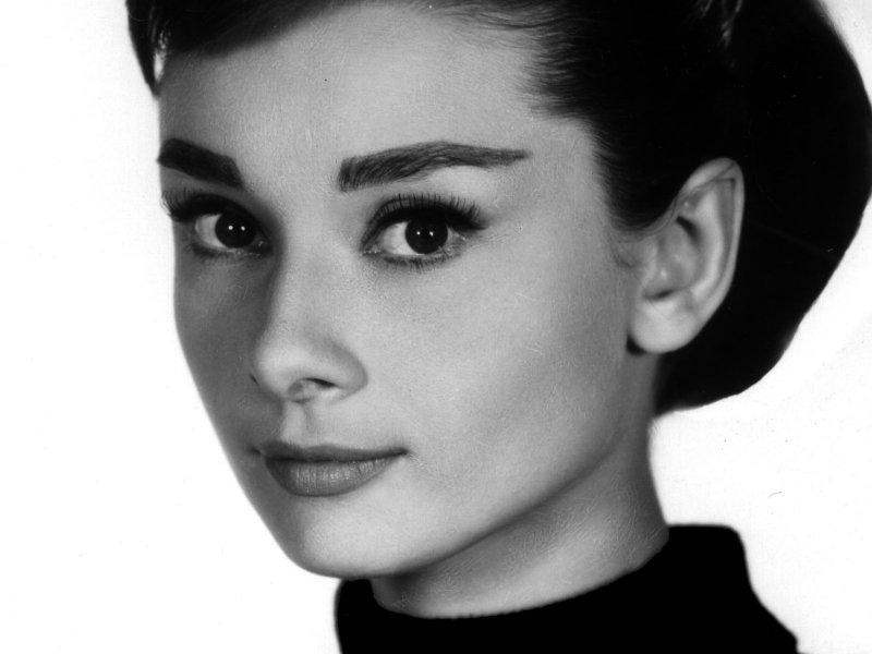 Audrey Hepburn wallpaper №2514.