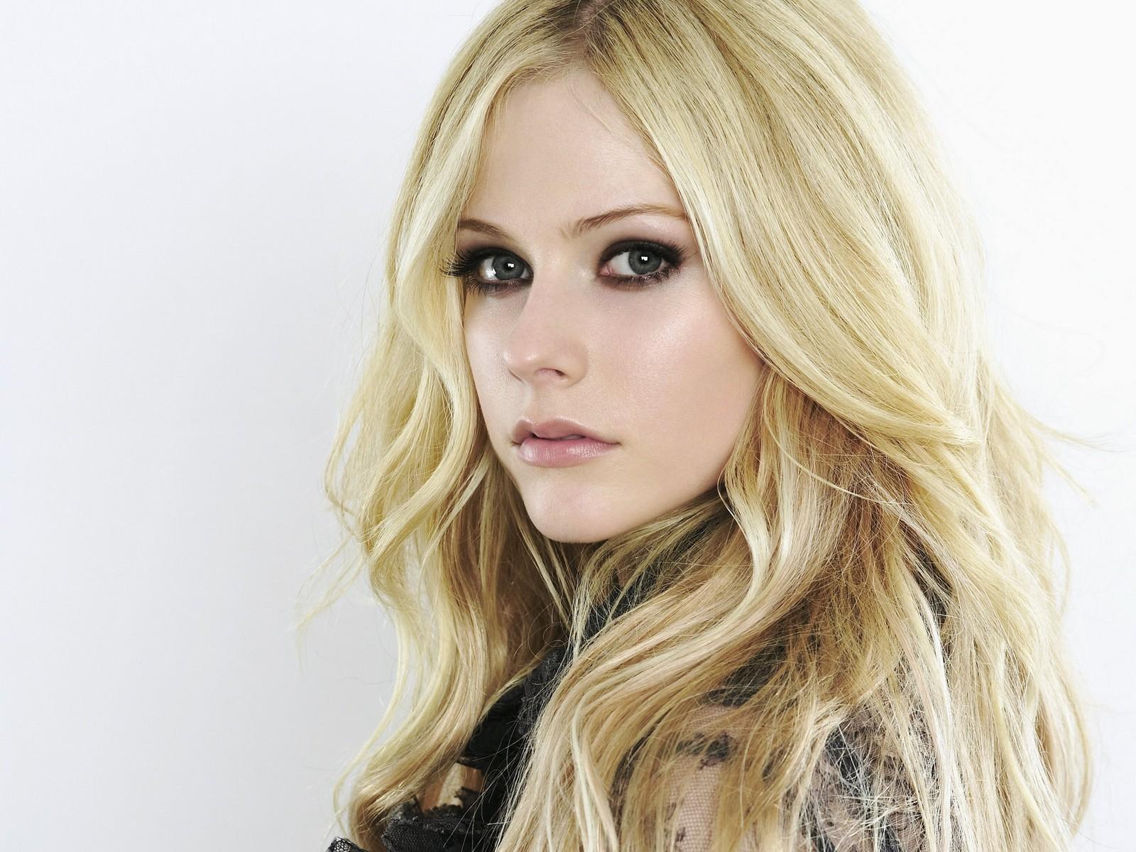 Avril Lavigne wallpaper №3747.