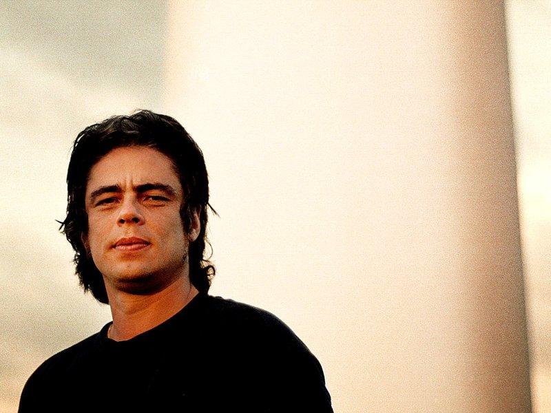 Benicio Del Toro wallpaper №2201.